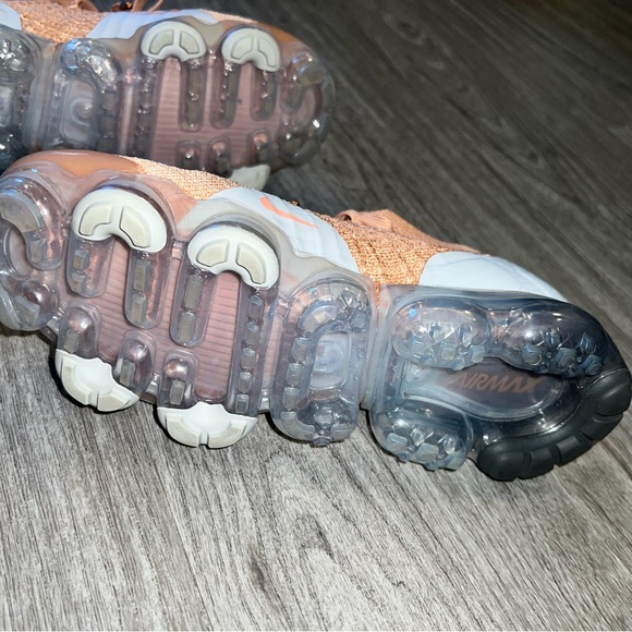 Nike Air VaporMax Flyknit 2 Rose Gold - Picture 6 of 6